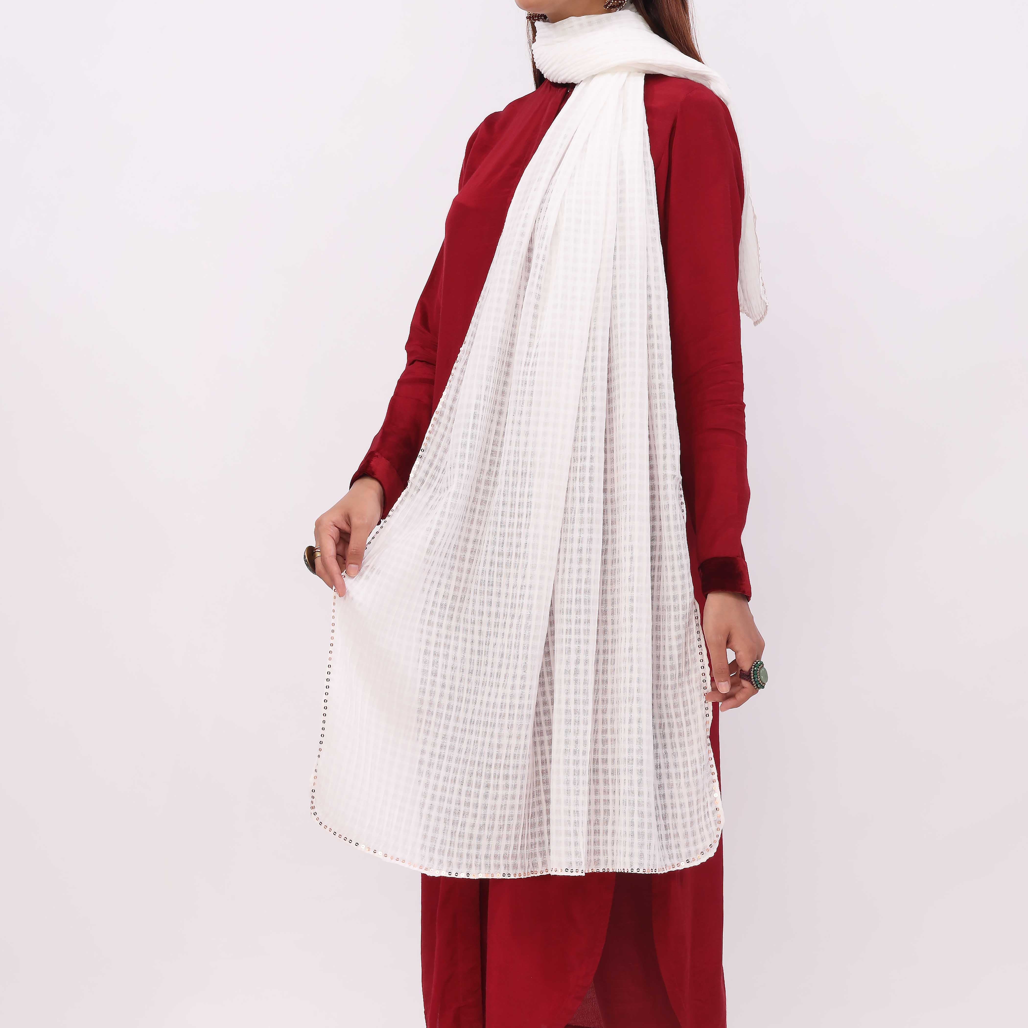 White Embroidered Stole PD5310 - Image 3