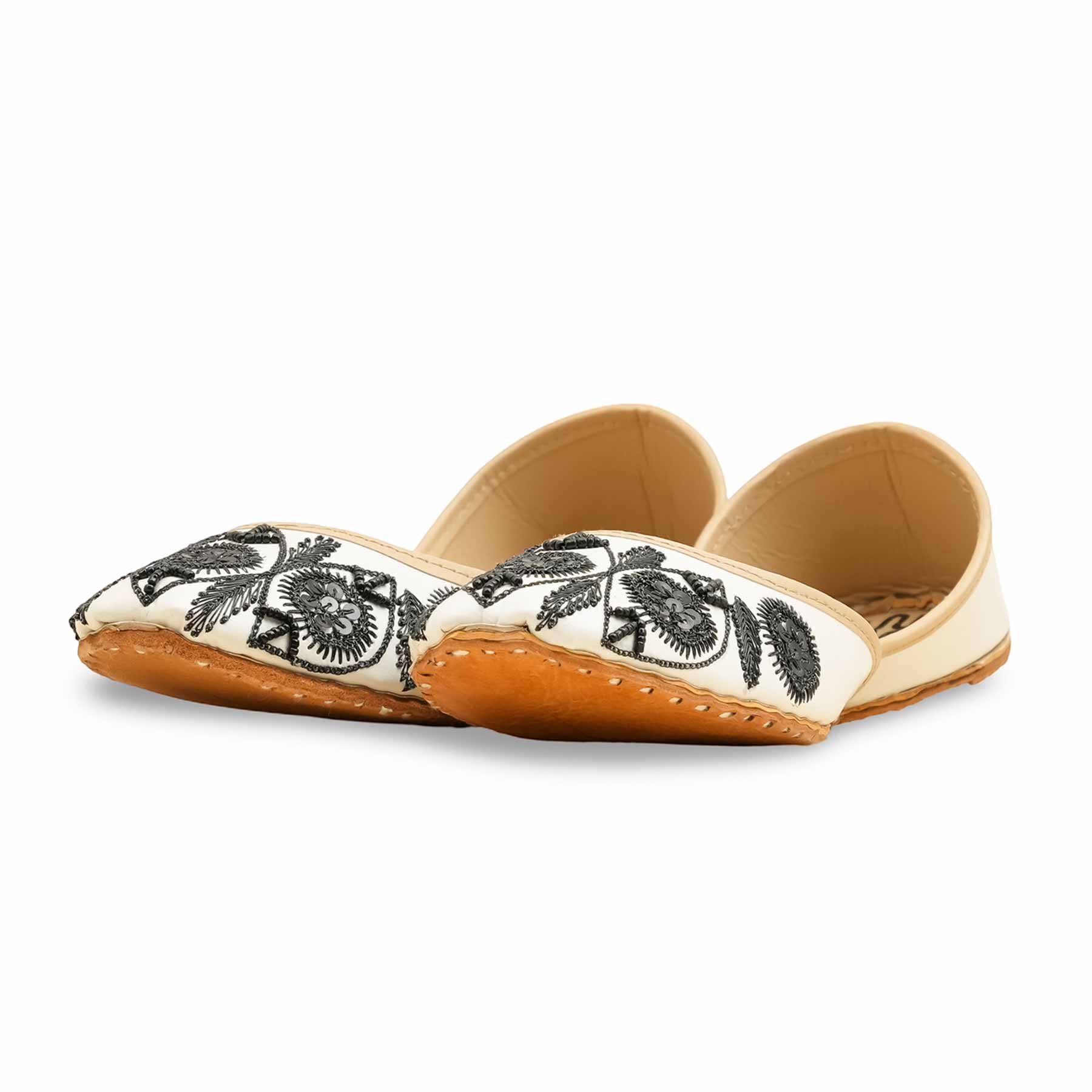 White Ethnic Khussa For Ladies EC8603 - Image 3