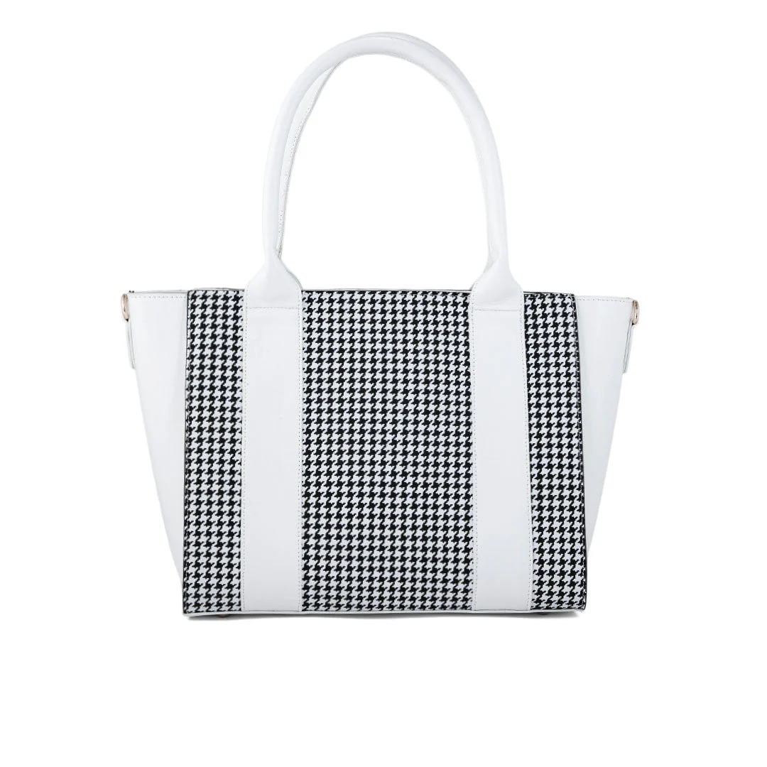 White Formal Hand Bag P55653