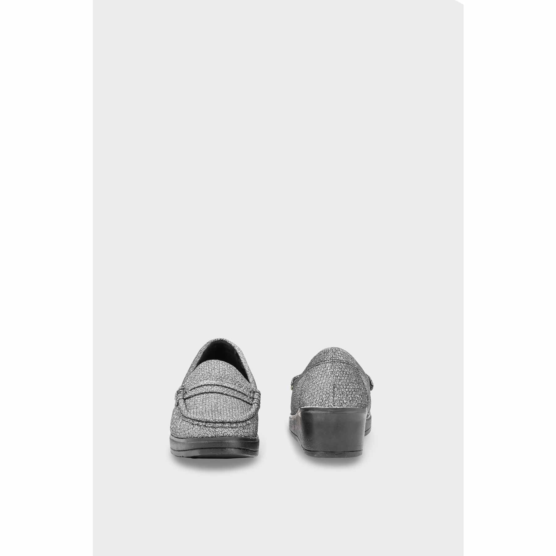Women Casual Moccasin - WS018701 - Image 4