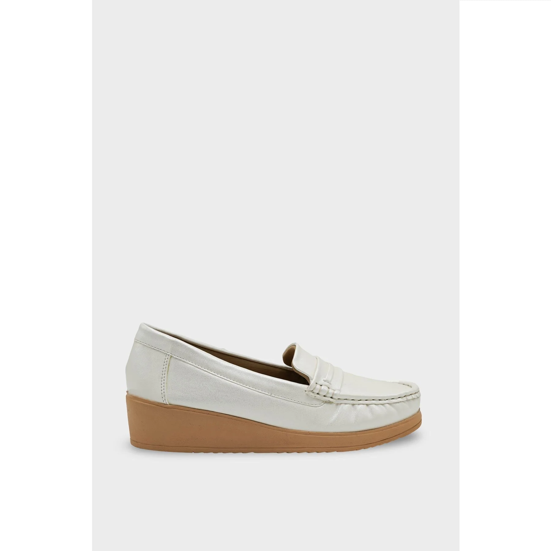 Women Casual Moccasin - WS018709 - Image 2