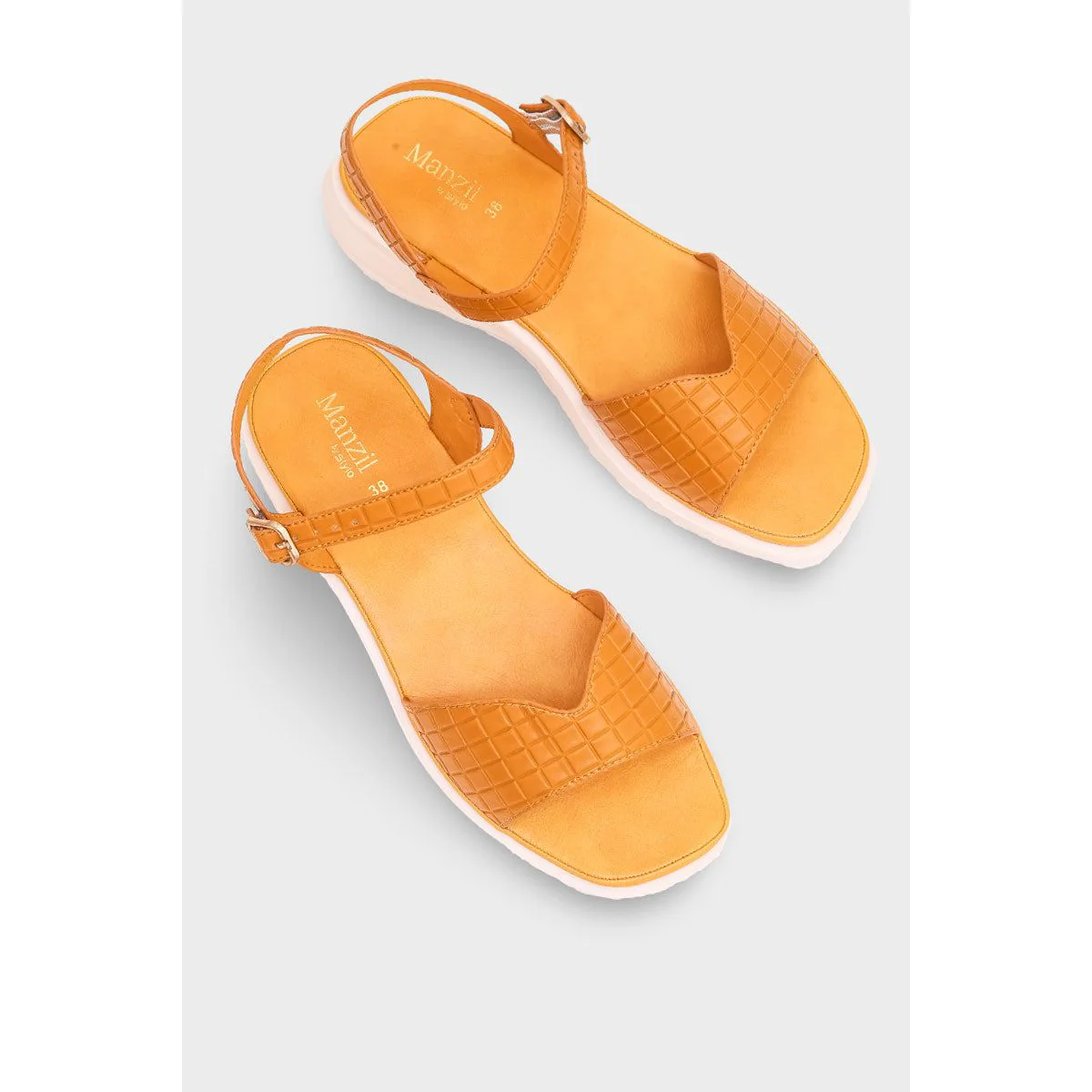 Women Casual Sandal - M1141120 - Image 4