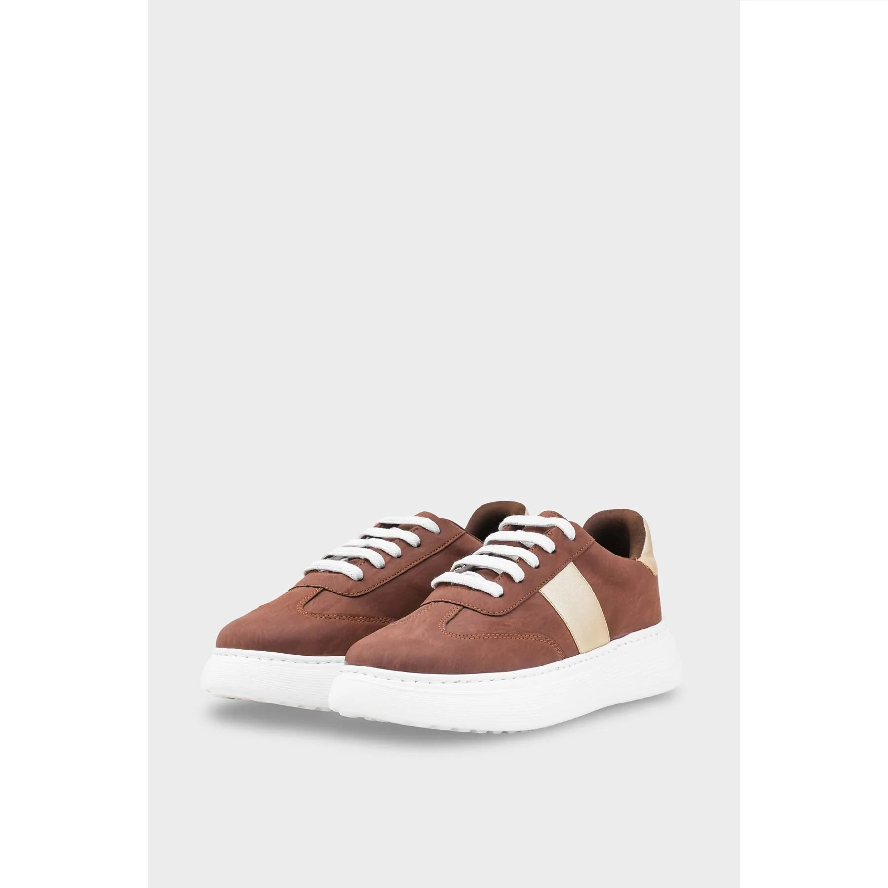 Women Casual Sneaker - WS020202 - Image 3
