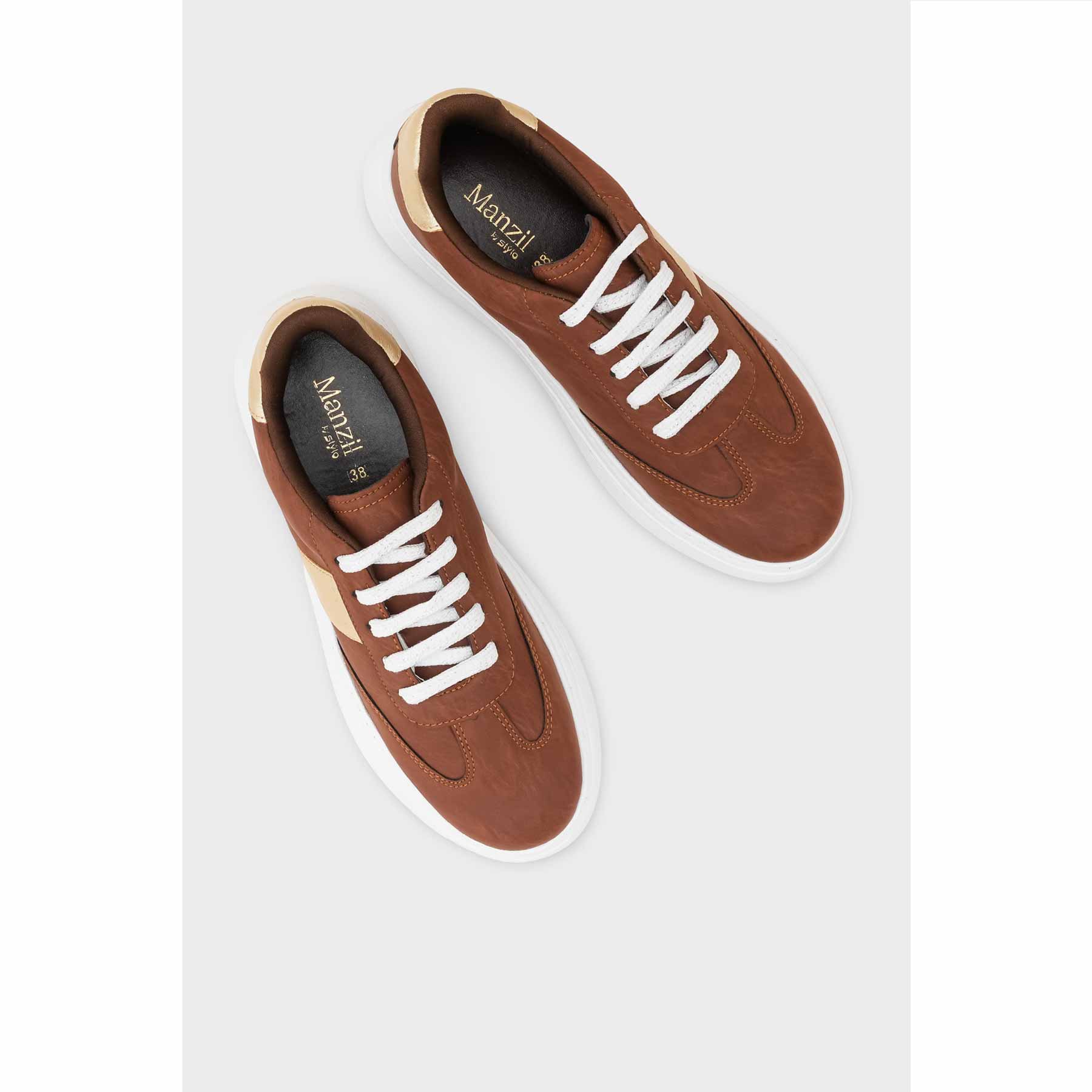 Women Casual Sneaker - WS020202 - Image 5