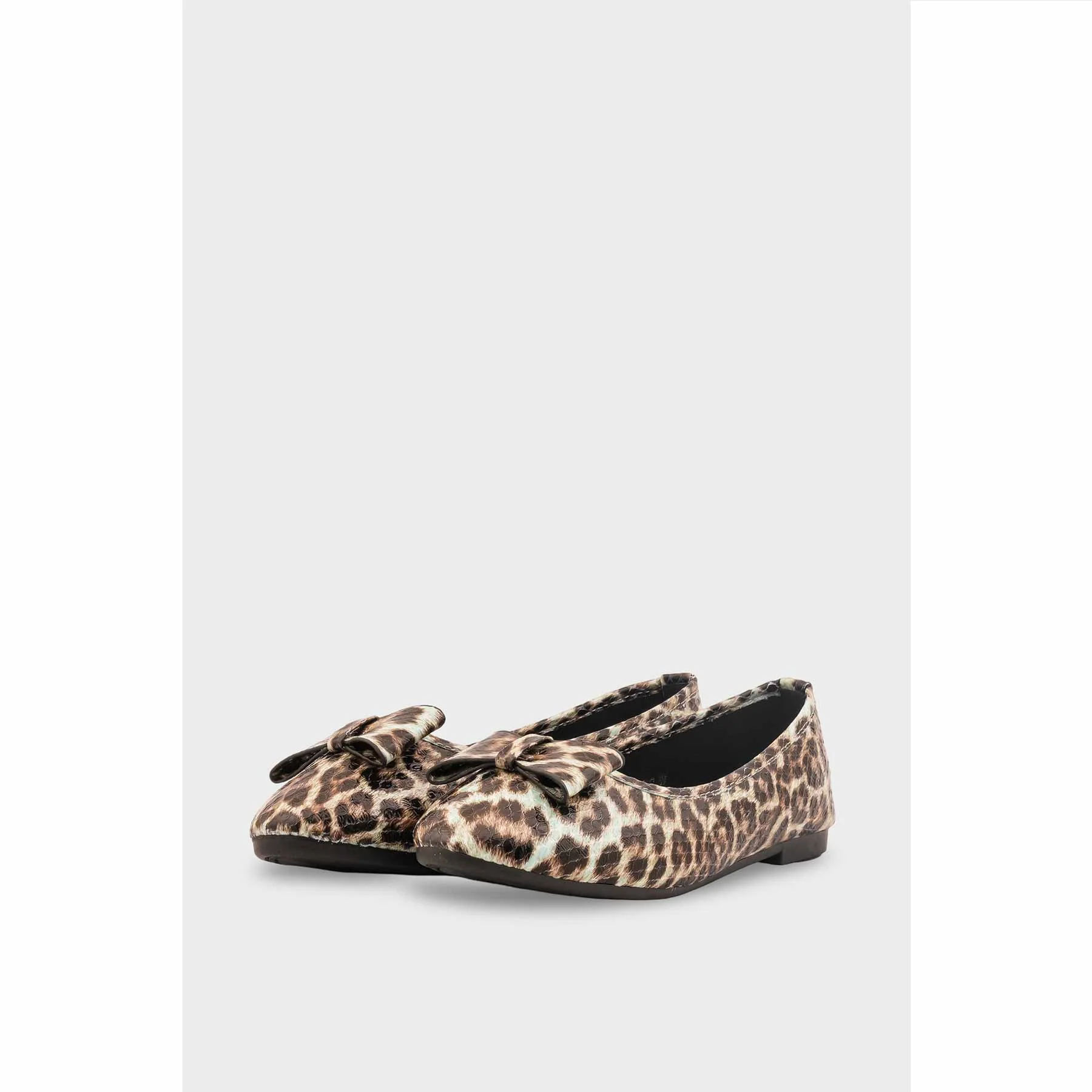 Women Formal Pumps - WN138011 - Image 3