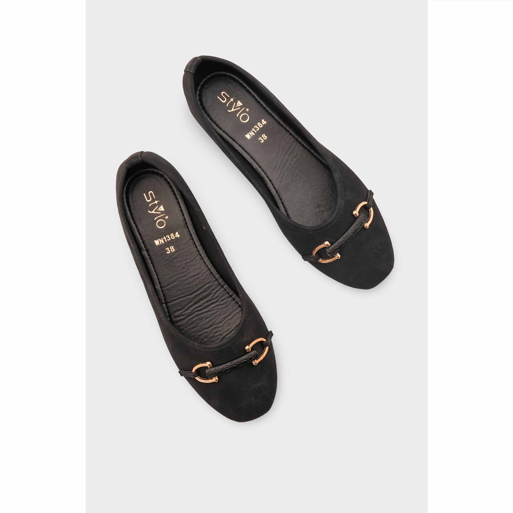 Women Formal Pumps - WN138401 - Image 5